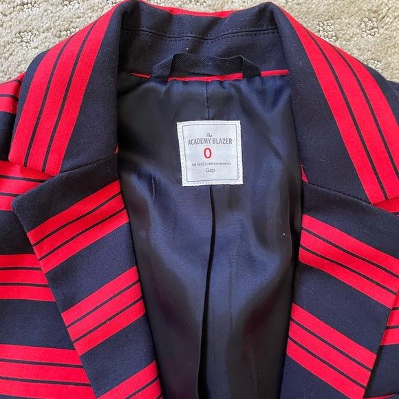 Classic Navy blue and red stripe jacket with pockets - Picture 2 of 5